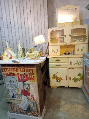 &eacute;co design,meubles relook&eacute;s,upcycling,tapisserie d'ameublement,d&eacute;cors peints